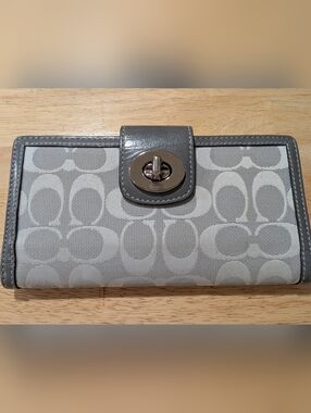 Coach Signature Jacquard Gray Wallet with Turnlock